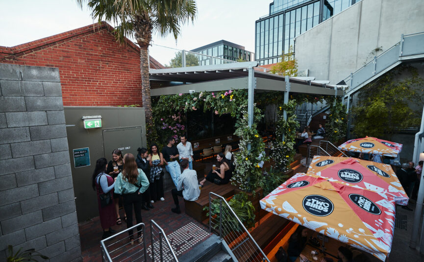 AVCHA2201-89-865x535-1